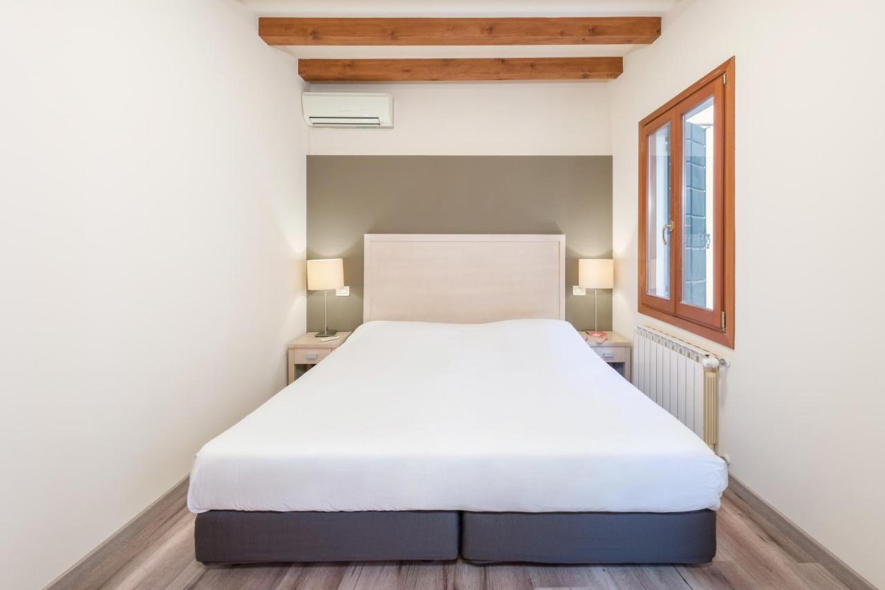 Casanova Ai Tolentini Hotel Venedig Eksteriør billede